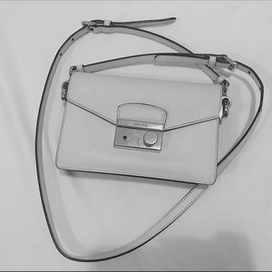 Prada saffiano leather bag
